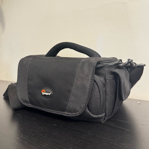 Black Camera Bag - Picture 2 of 6